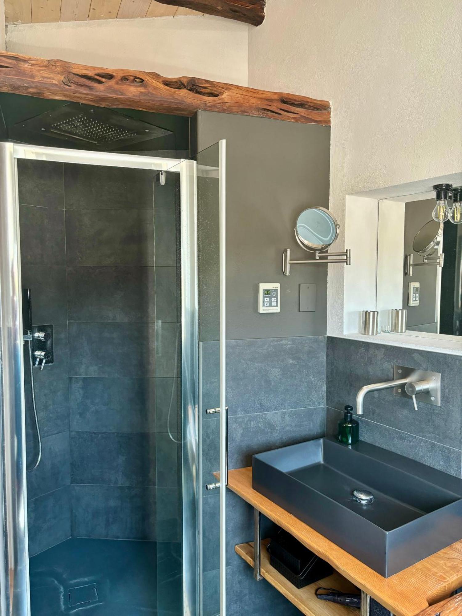 Su Zampillu Boutique Rooms Теулада Экстерьер фото